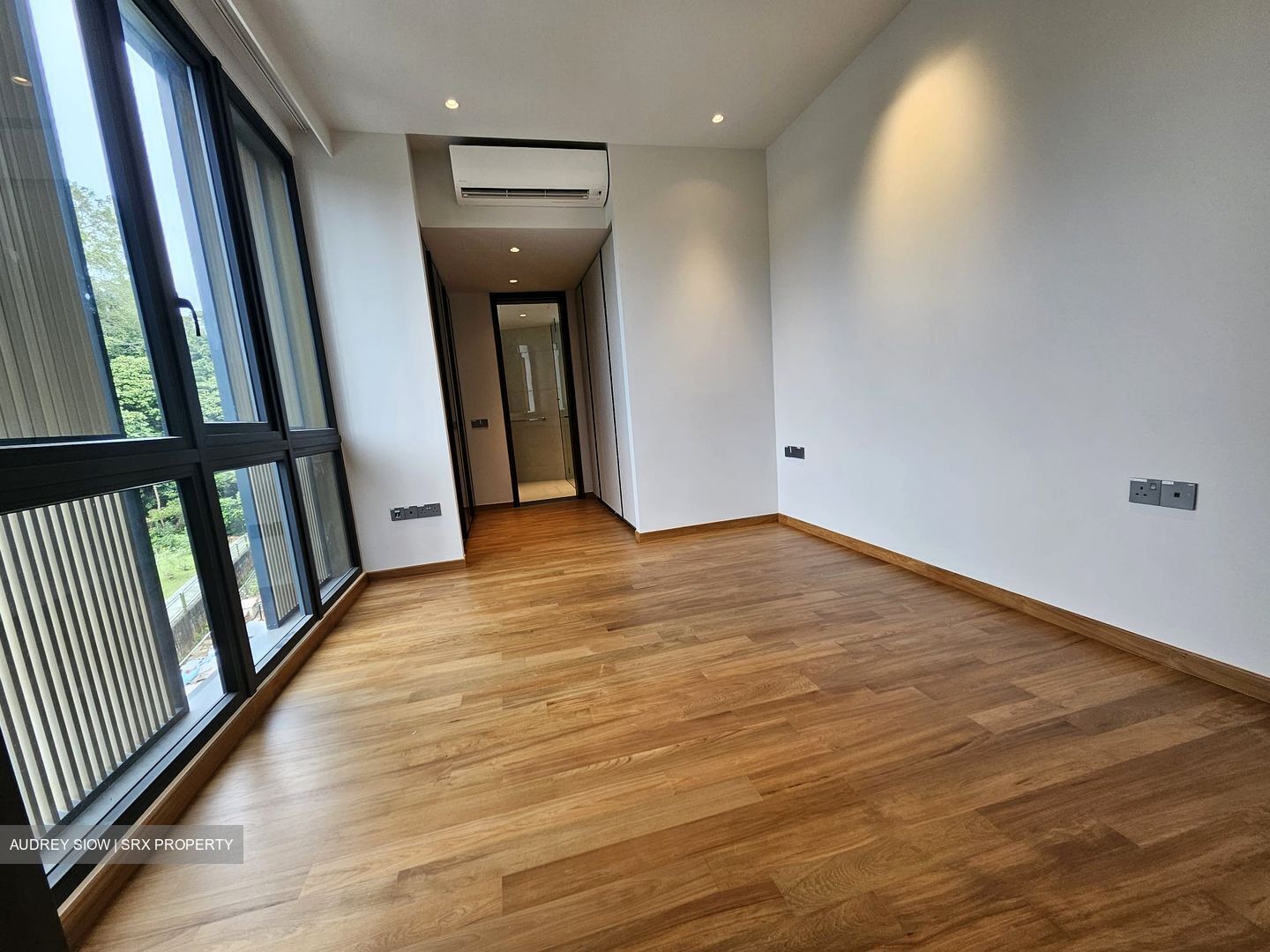 Greenbank Park (D21), Semi-Detached #558097381